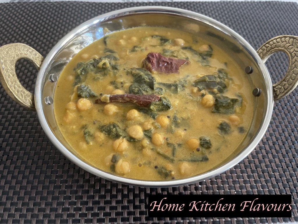 Healthy Spinach Chickpeas Curry with&nbsp;Coconut